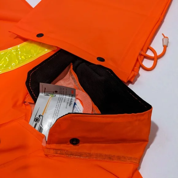 High-Visibility 3M Scotchlite Reflective Coat - Picture 5 of 7